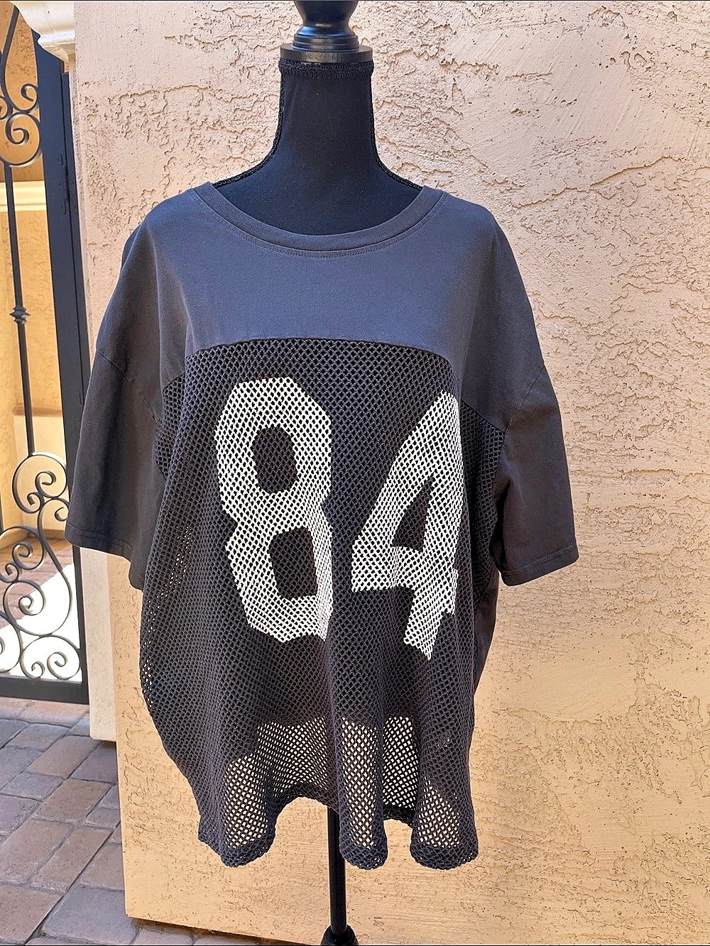 Fashion Nova Mesh Football Jersey Tee in Black / Gray & White